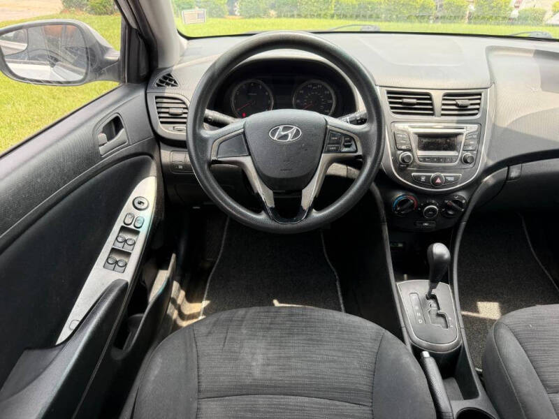 2015 Hyundai Accent GS