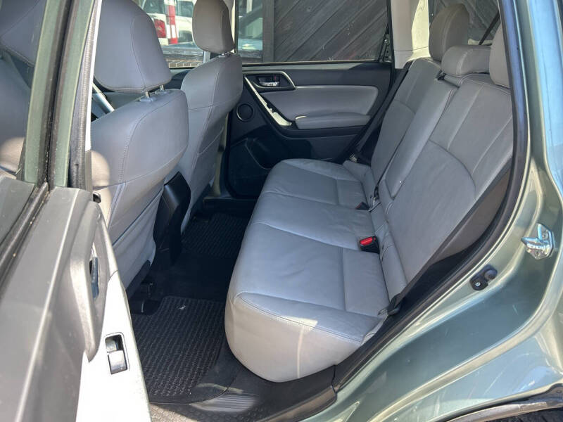 2015 Subaru Forester 2.5i Touring