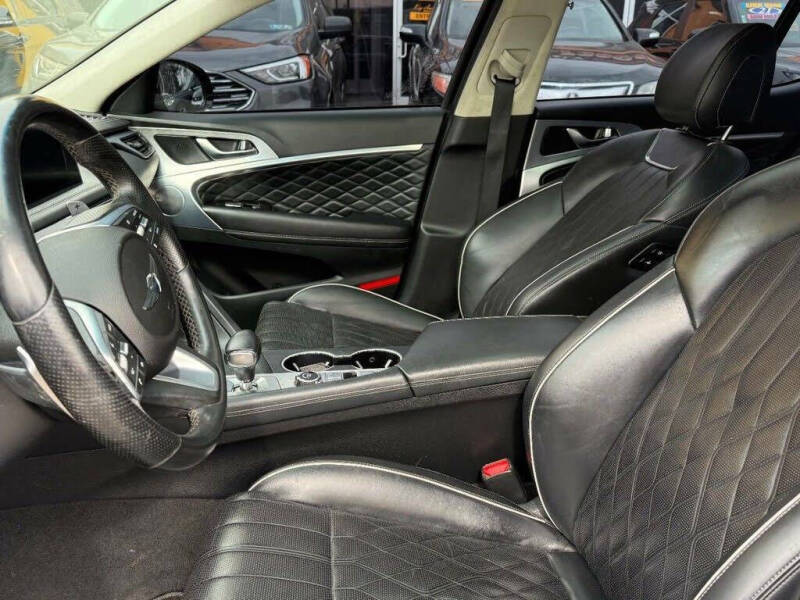 2019 Genesis G70 3.3T Design Edition