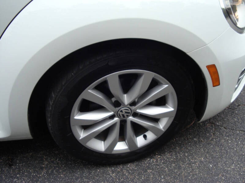 2017 Volkswagen Beetle Convertible 1.8T Classic