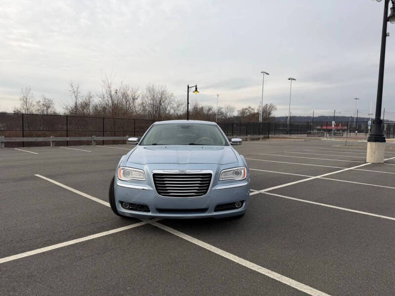 2012 Chrysler 300 C