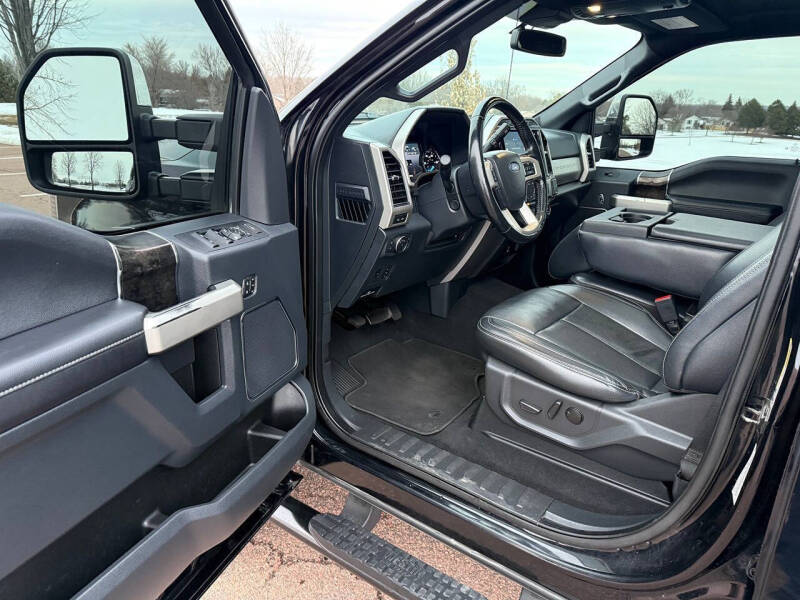 2022 Ford F-350 Super Duty Lariat