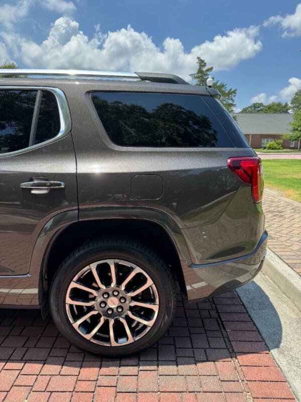 2020 GMC Acadia Denali