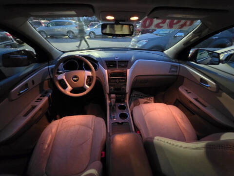 2010 Chevrolet Traverse LT