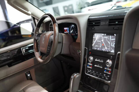 2017 Lincoln Navigator Select