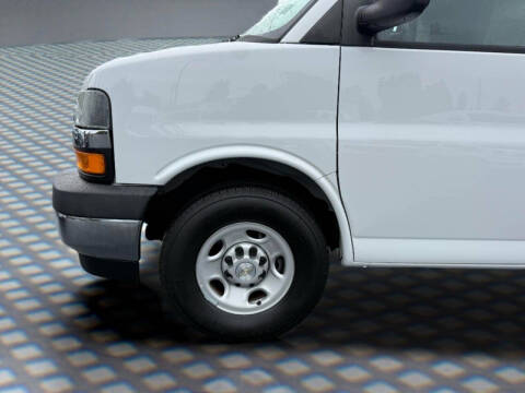 2021 Chevrolet Express 3500