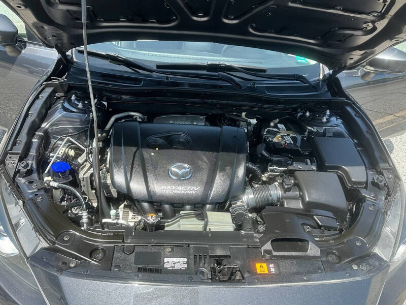 2015 Mazda MAZDA3 i Sport