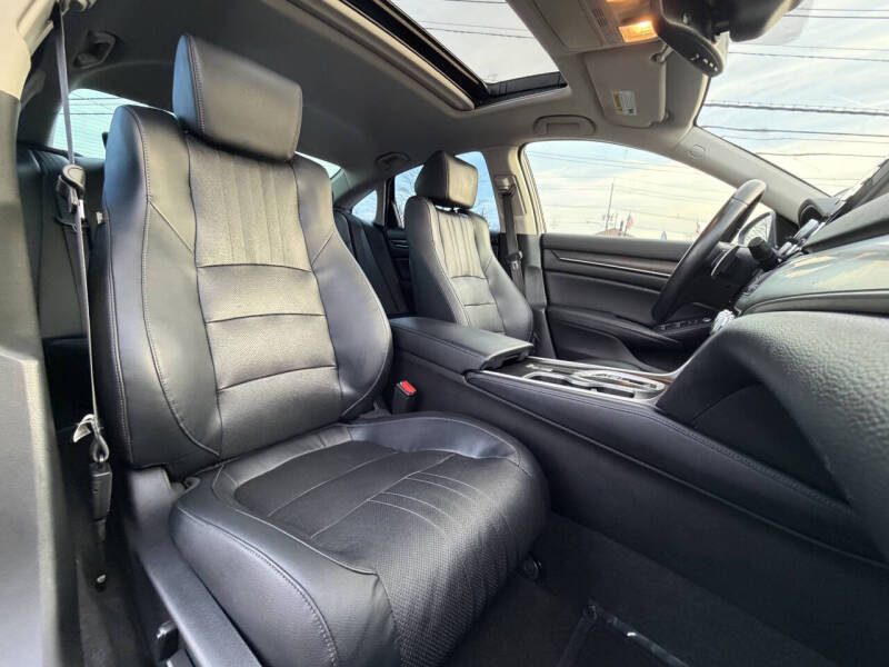 2018 Honda Accord EX-L w/Navi