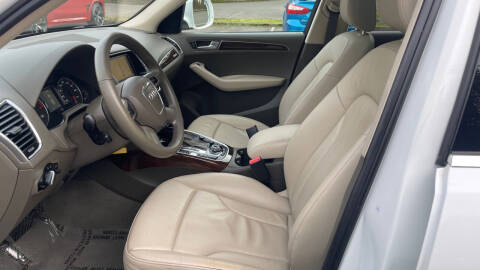 2012 Audi Q5 2.0T quattro Premium Plus