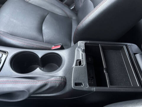 2016 Mazda MAZDA3 s Grand Touring