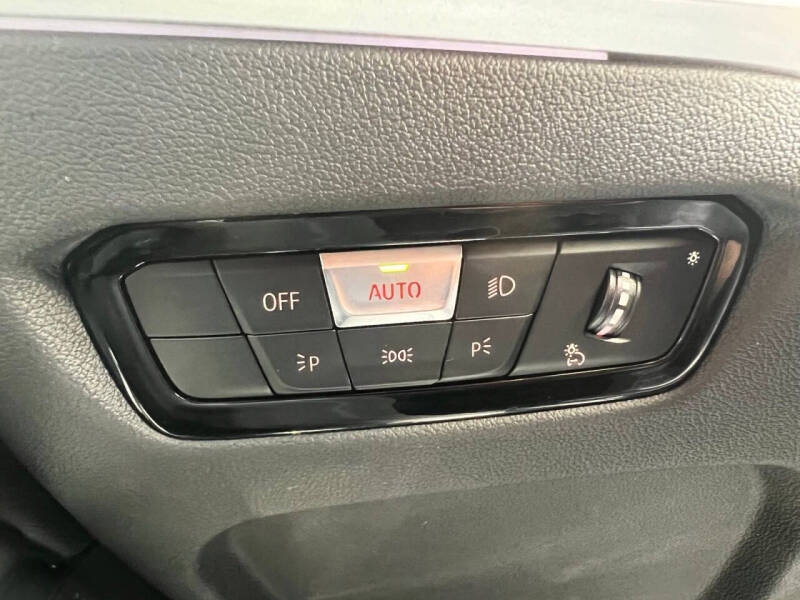 2023 BMW 3 Series 330i