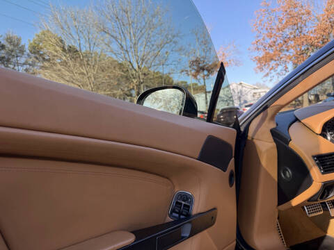 2012 Aston Martin V8 Vantage