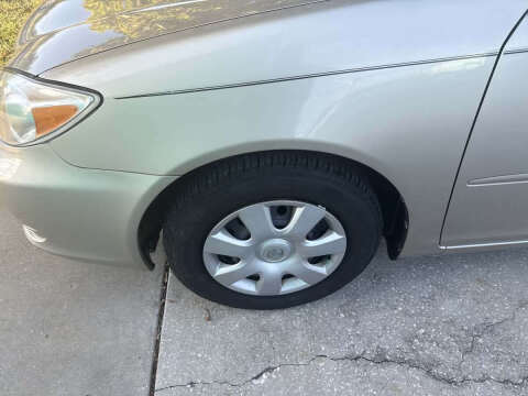 2004 Toyota Camry LE