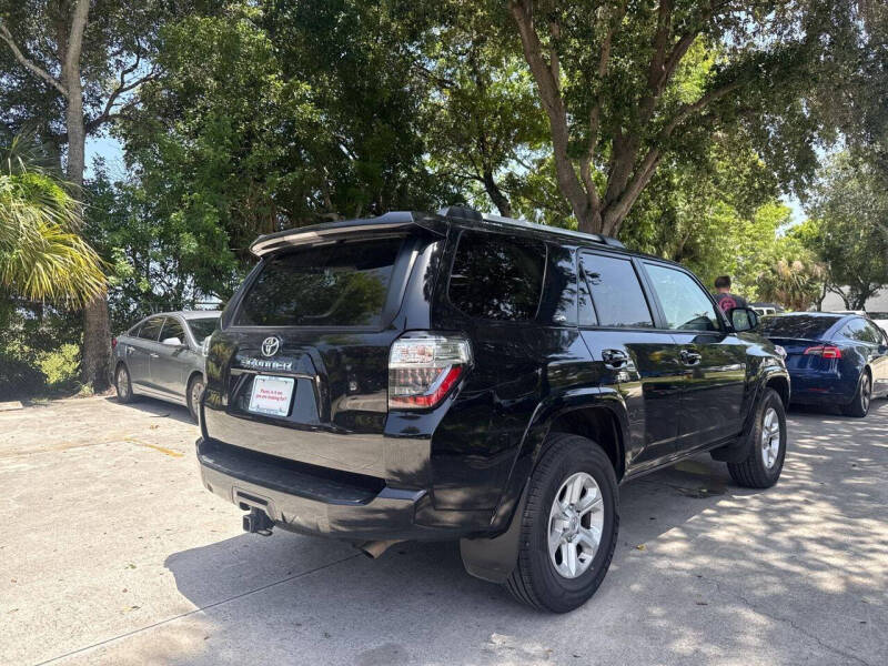 2024 Toyota 4Runner SR5