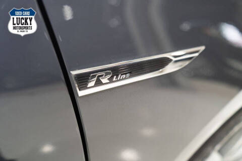 2017 Volkswagen Passat 1.8T R-Line
