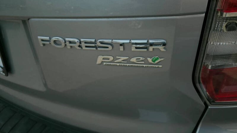 2015 Subaru Forester 2.5i
