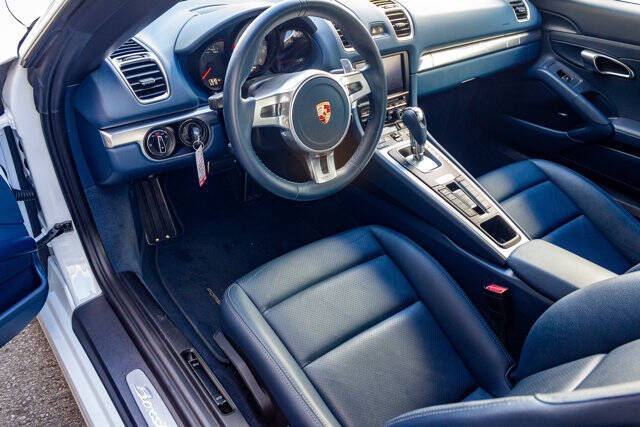 2014 Porsche Boxster 11