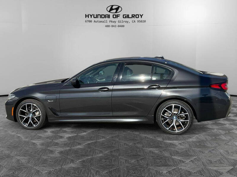 2022 BMW 5 Series 530e