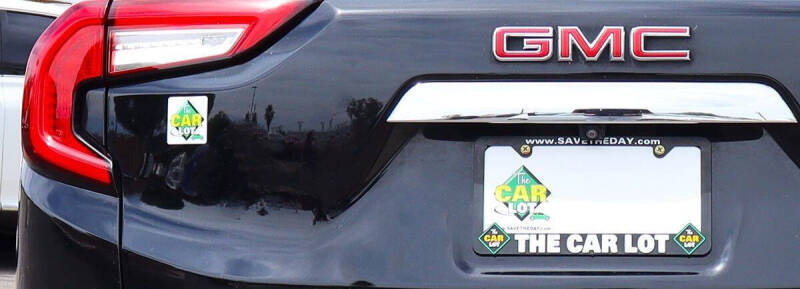 2023 GMC Terrain SLT
