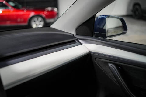 2024 Tesla Model Y Performance