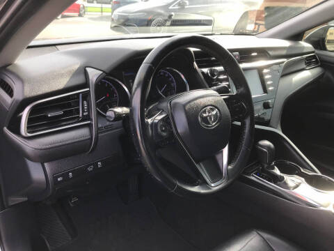 2019 Toyota Camry SE