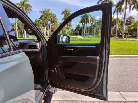 2025 Chevrolet Suburban Z71