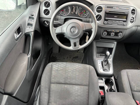 2012 Volkswagen Tiguan S 4Motion