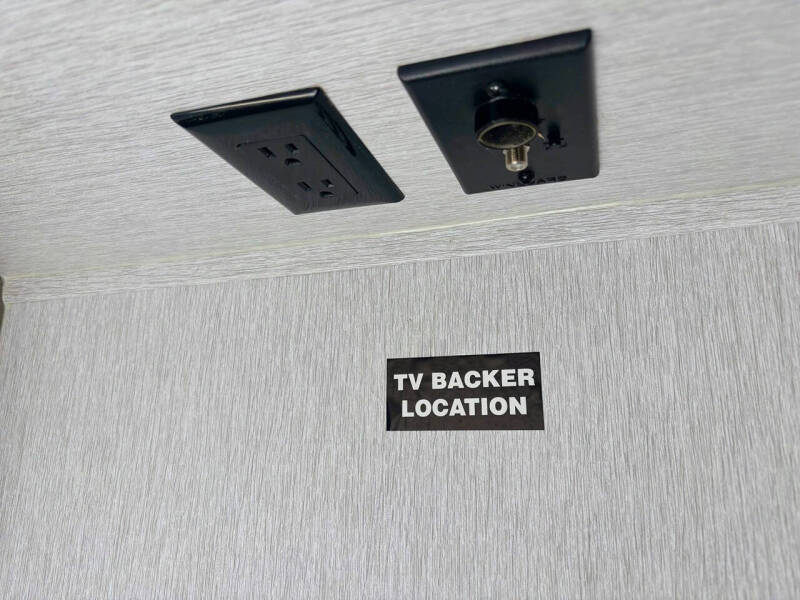 2026 Sunset Park RV Sunray