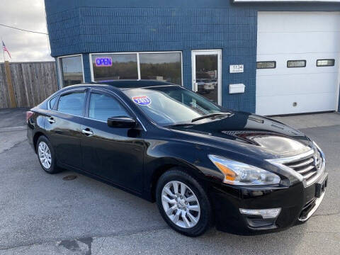 2013 Nissan Altima for sale at Saugus Auto Mall in Saugus MA