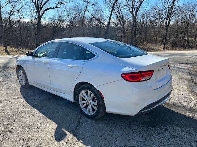 2015 Chrysler 200 Limited