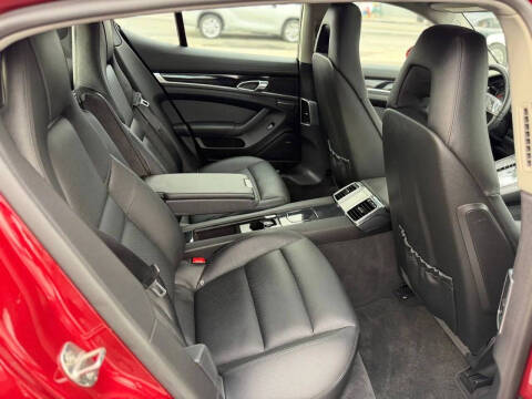 2011 Porsche Panamera