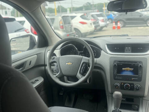 2013 Chevrolet Traverse LS