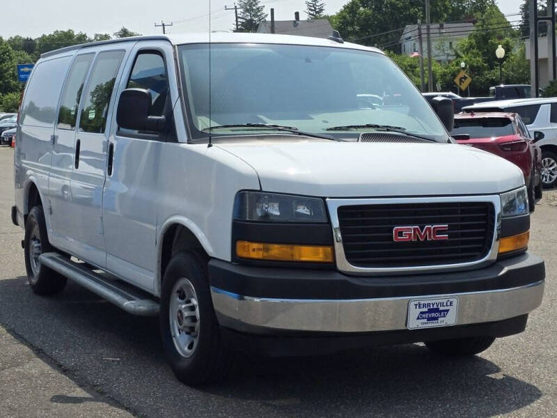 2023 GMC Savana 2500