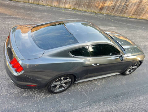 2015 Ford Mustang V6
