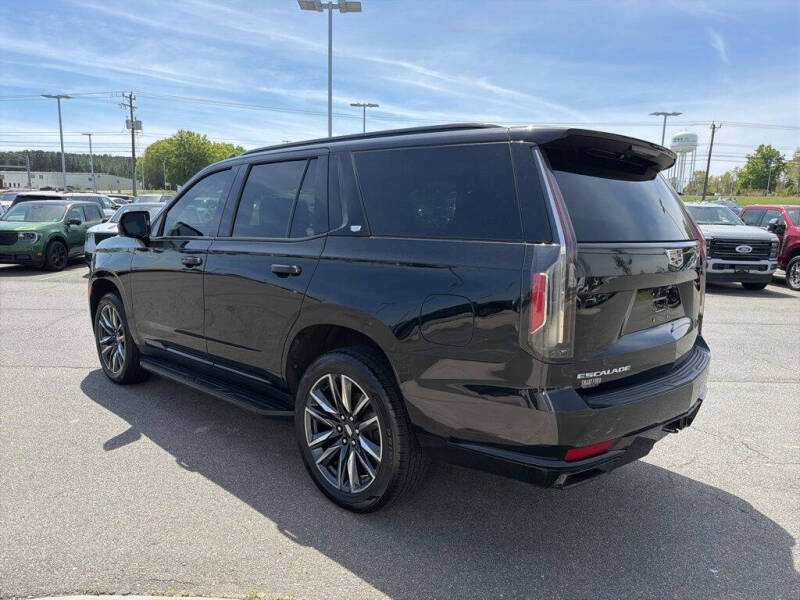 2023 Cadillac Escalade Sport