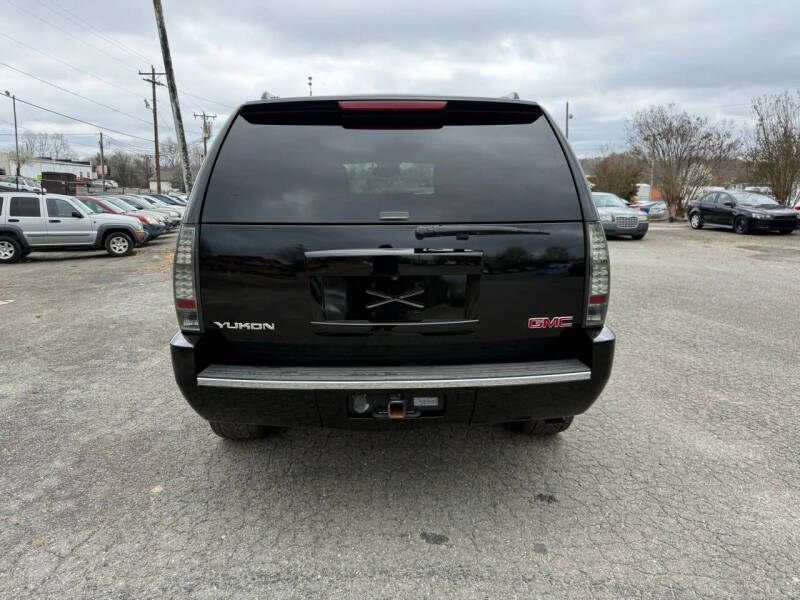 2007 GMC Yukon Denali