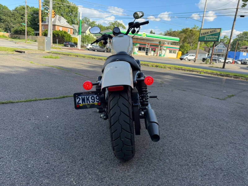 2022 Harley-Davidson XL883N Iron 883