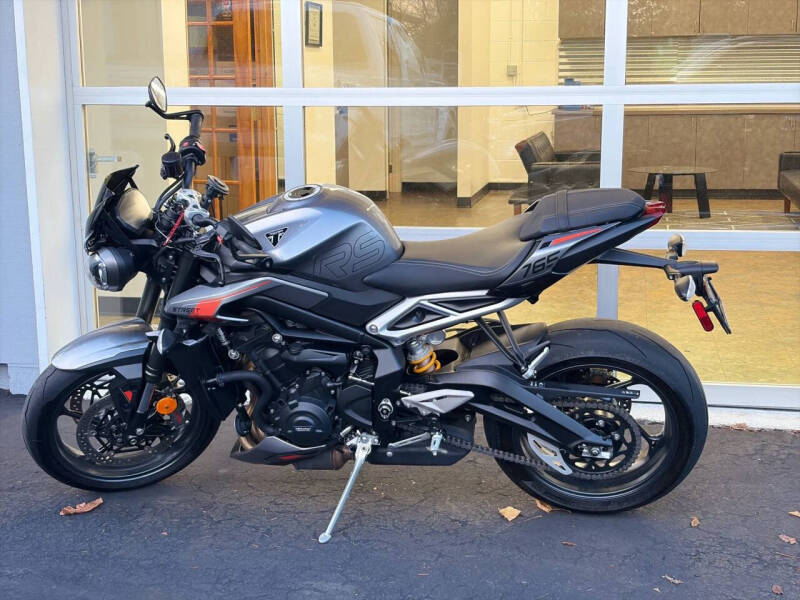 2023 Triumph Street Triple 765 RS (Black)