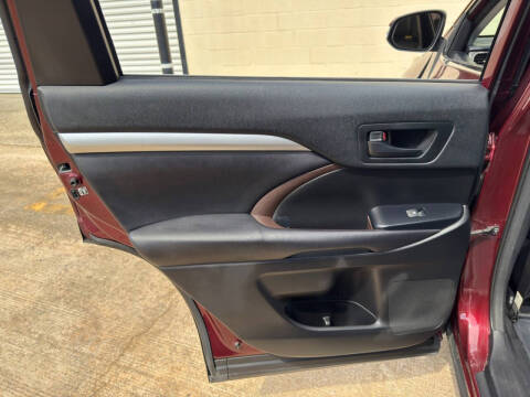 2018 Toyota Highlander LE Plus