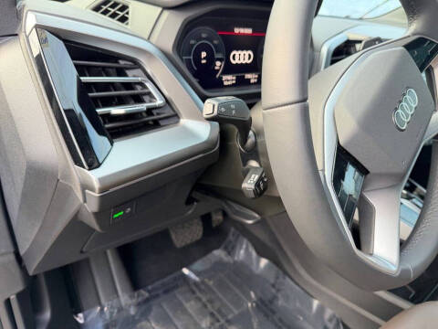 2024 Audi Q4 e-tron Premium 40