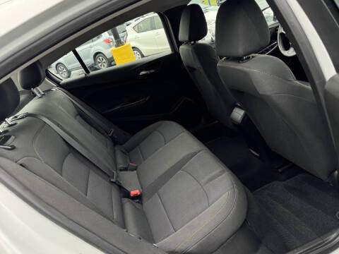 2017 Chevrolet Cruze LS Auto