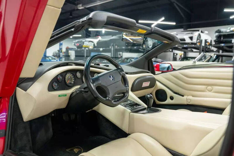 1999 Lamborghini Diablo