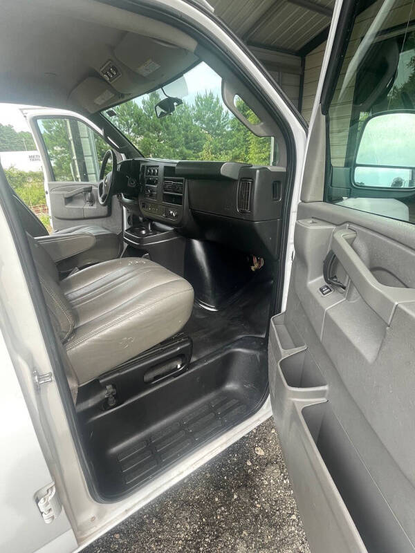 2020 Chevrolet Express LS 3500