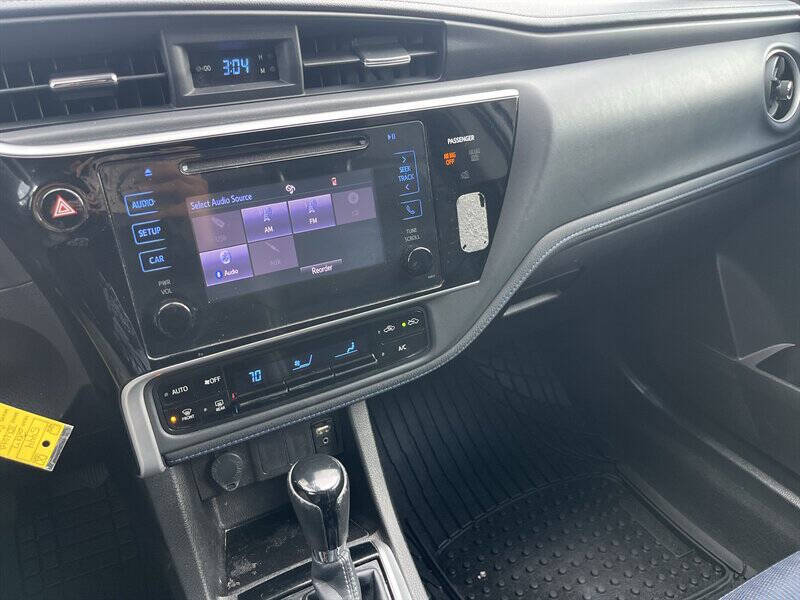 2017 Toyota Corolla SE