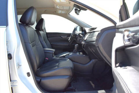 2017 Nissan Rogue Hybrid