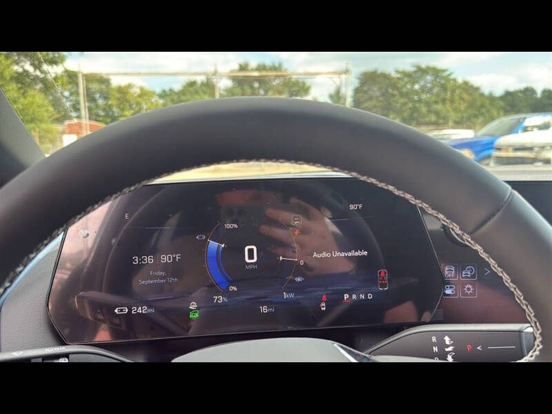 2025 Chevrolet Equinox EV LT 2