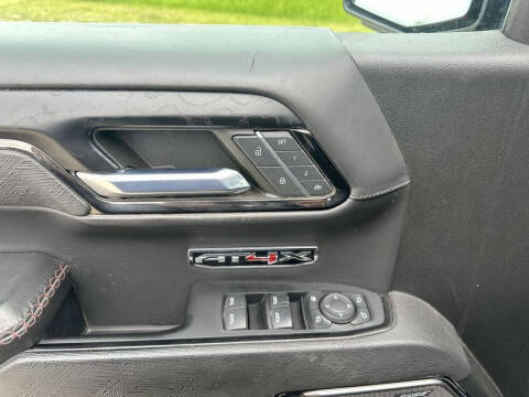 2023 GMC Sierra 1500 AT4X