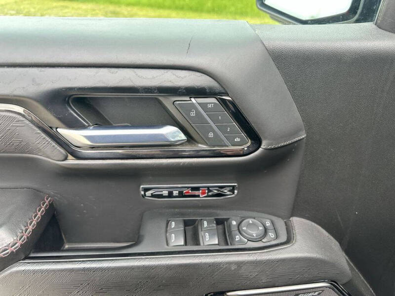 2023 GMC Sierra 1500 AT4X