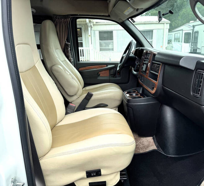2011 Chevrolet Express 2500