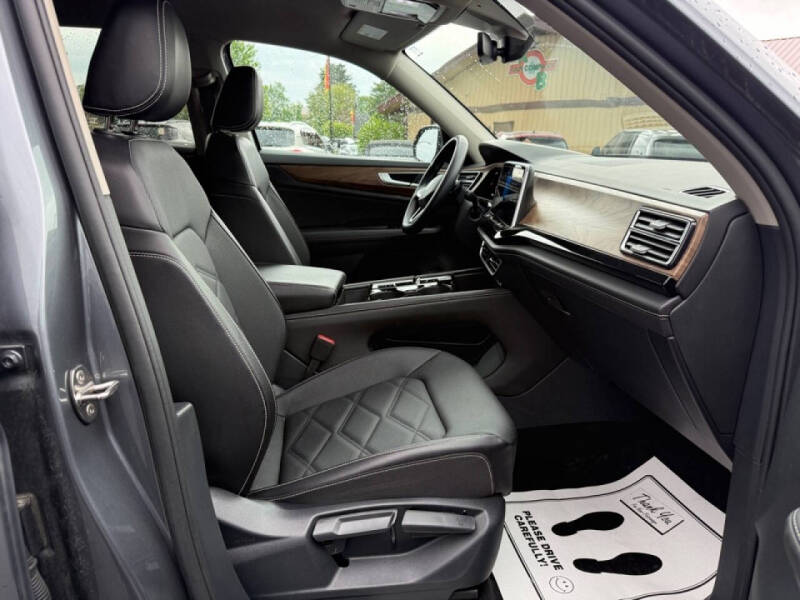 2025 Volkswagen Atlas SE 4Motion